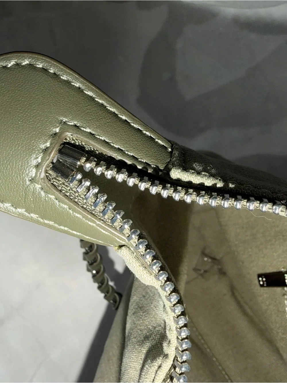Fashion Olive Green Chain-Handle Hobo Shoulder Bag